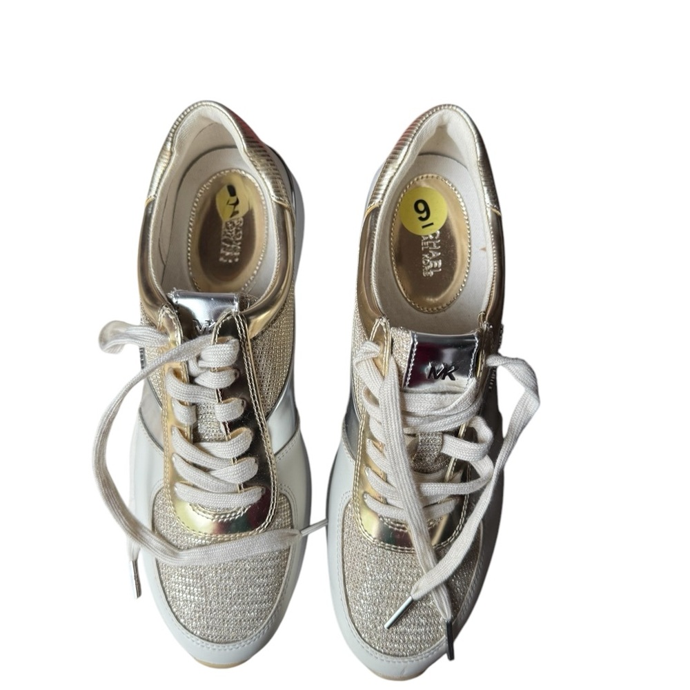 Women's Michael Kors Allie Metallic Mix sneakers Trainers In Gold/ White Multi - Picture 2 of 9